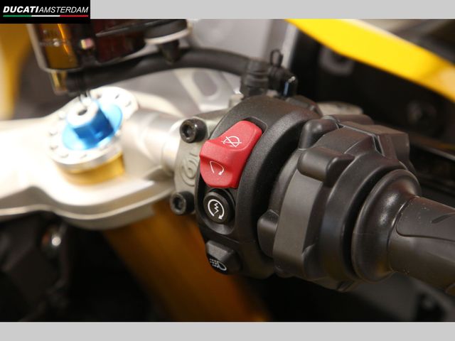 ducati - panigale-v2-s