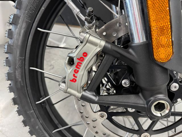 triumph - scrambler-1200-xe