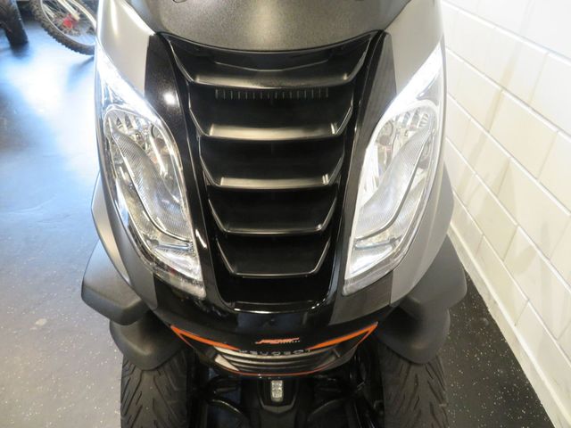 peugeot - metropolis-rs