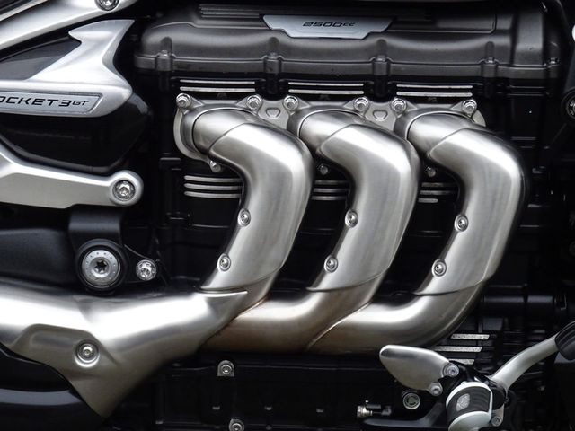 triumph - rocket-3-gt