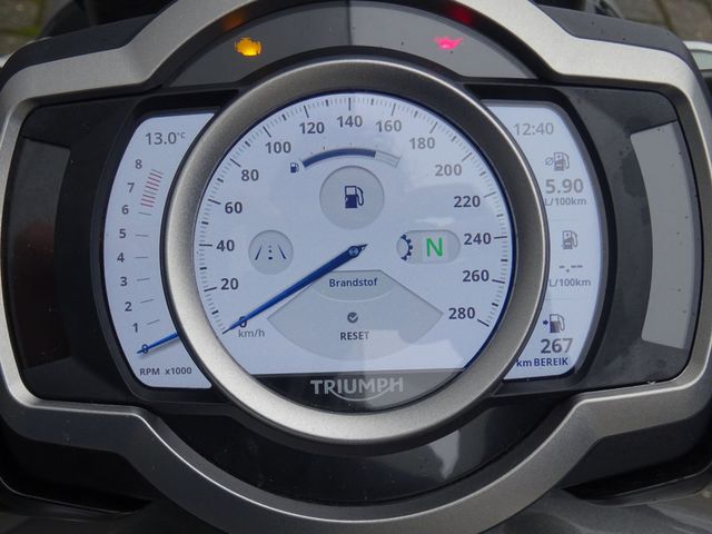 triumph - rocket-3-gt