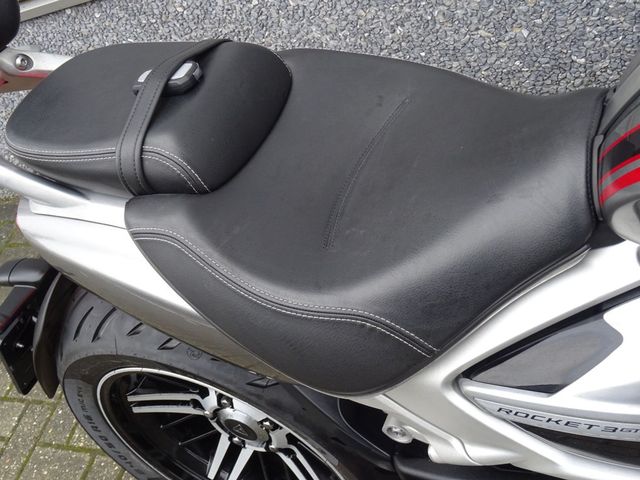 triumph - rocket-3-gt