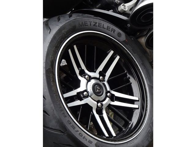 triumph - rocket-3-gt