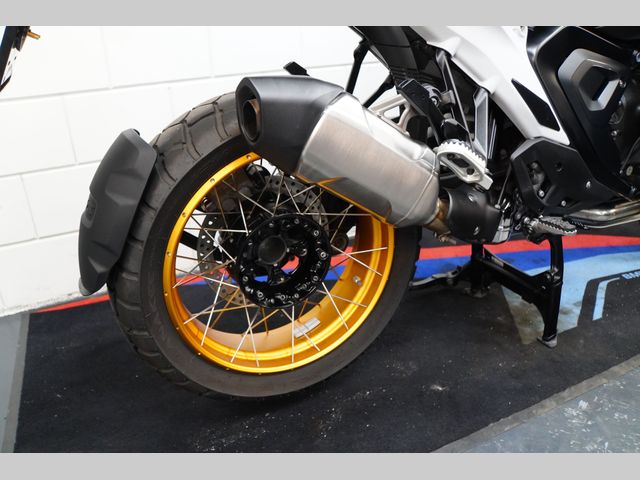 bmw - r-1300-gs-trophy