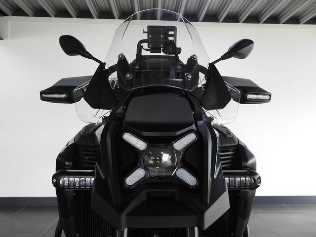 bmw - r-1300-gs-adventure