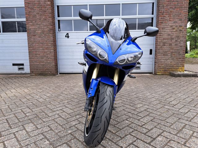 yamaha - yzf-r1