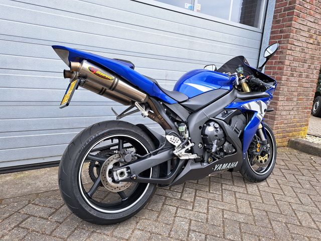 yamaha - yzf-r1