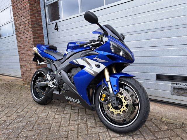 yamaha - yzf-r1