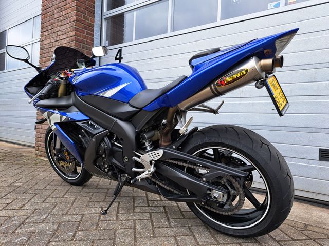 yamaha - yzf-r1