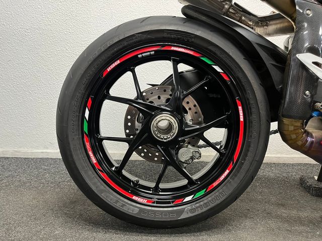 ducati - panigale-v2