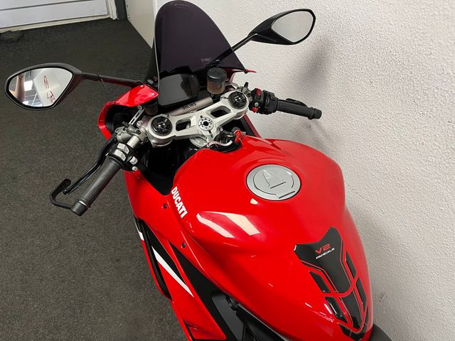ducati - panigale-v2