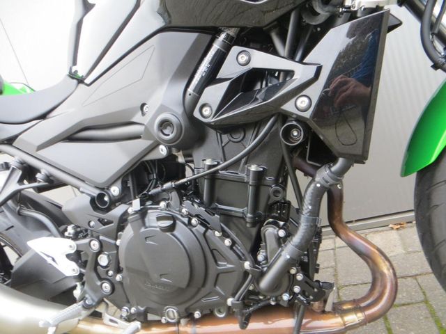 kawasaki - z400-f