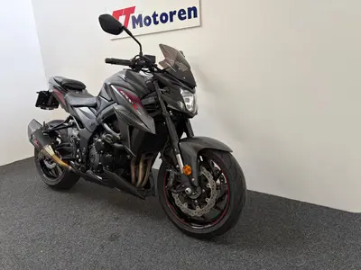 SUZUKI GSX-S 750 A – foto 3