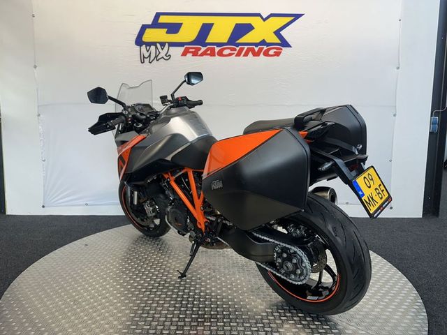 ktm - 1290-super-duke-gt