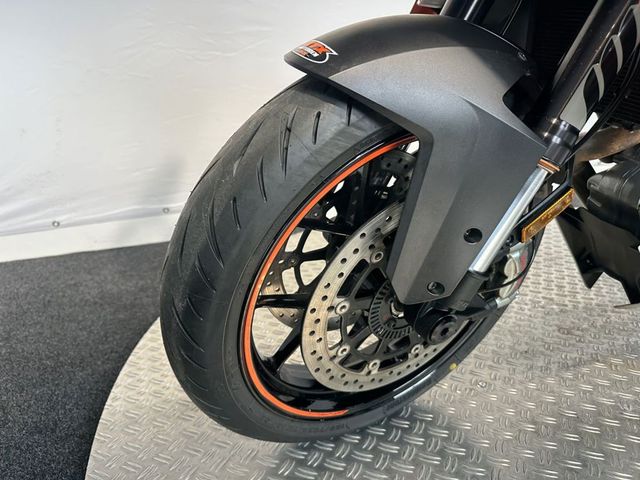 ktm - 1290-super-duke-gt
