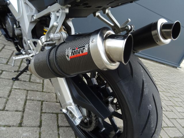 aprilia - tuono-1000-r