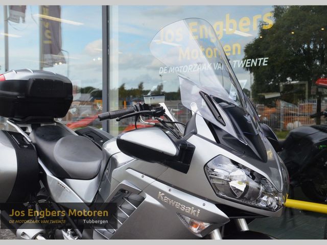 kawasaki - gtr-1400
