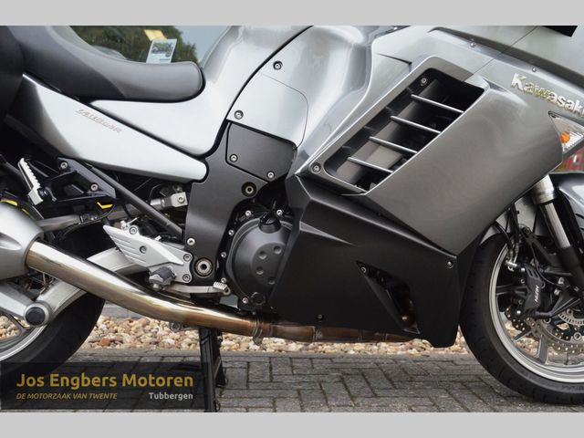 kawasaki - gtr-1400