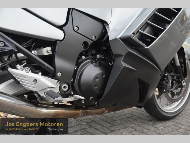 kawasaki - gtr-1400