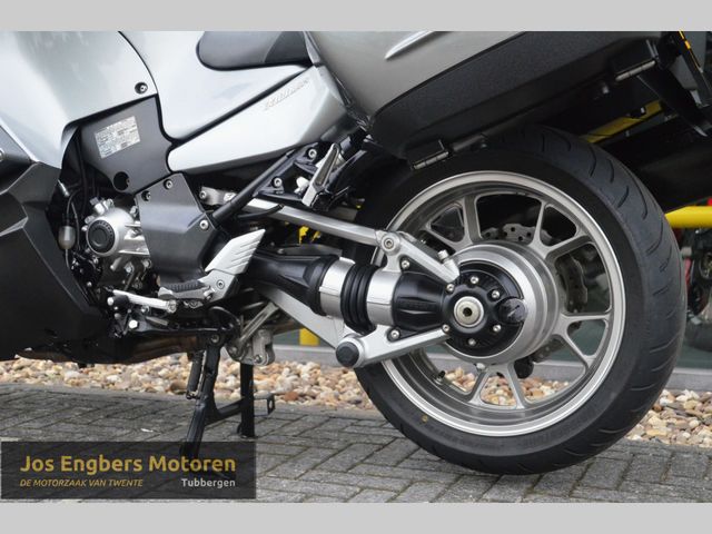 kawasaki - gtr-1400