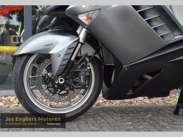 kawasaki - gtr-1400