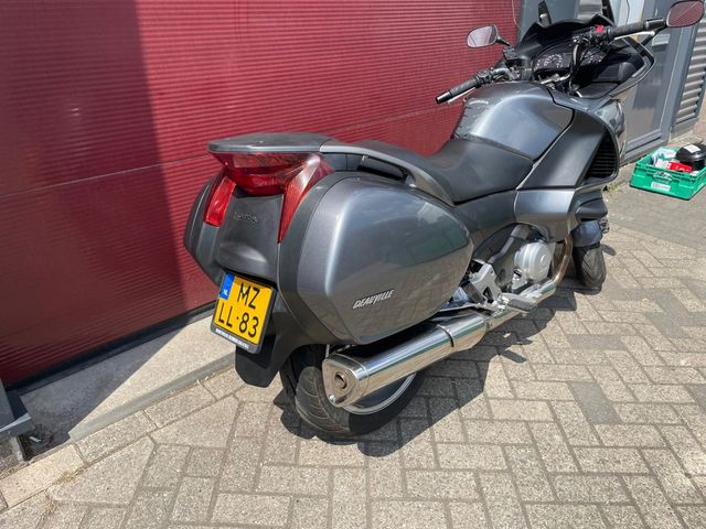 honda - nt-700-v-deauville-abs