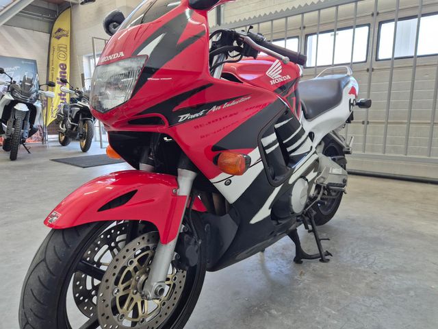 honda - cbr-600-f