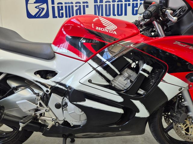 honda - cbr-600-f