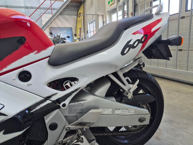 honda - cbr-600-f