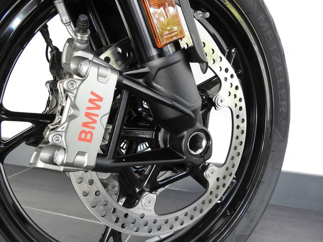 bmw - r-1300-gs