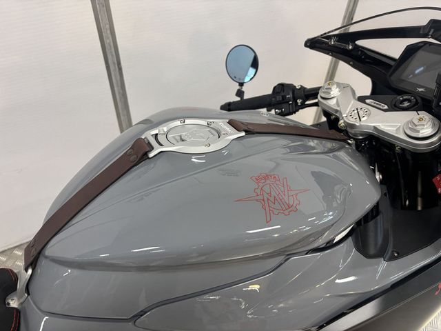 mv-agusta - superveloce-800