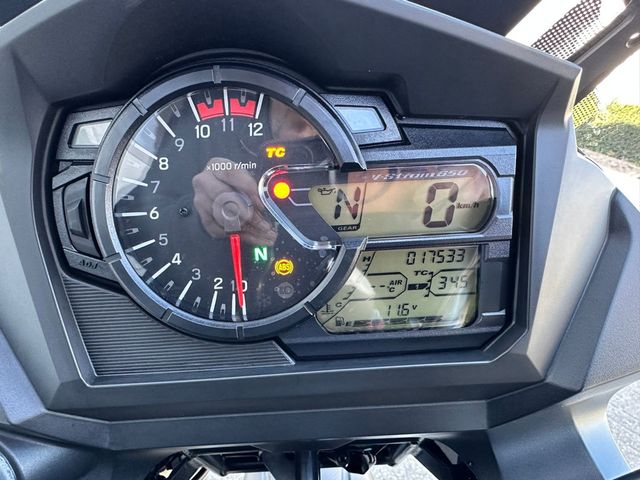 suzuki - v-strom-dl-650-abs