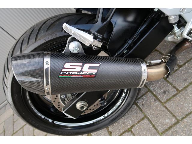 suzuki - gsr-750