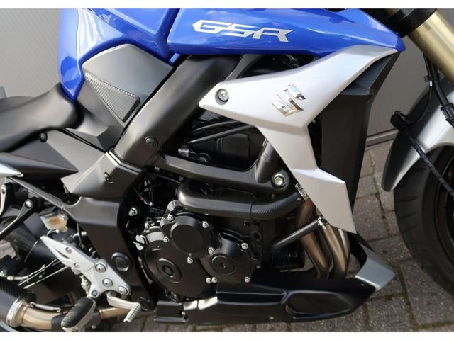 suzuki - gsr-750