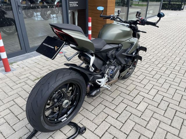 ducati - streetfighter-v2