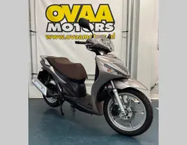 Suzuki Sixteen 150 2012 occasion