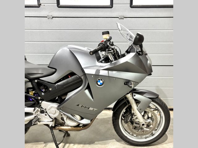 bmw - f-800-st