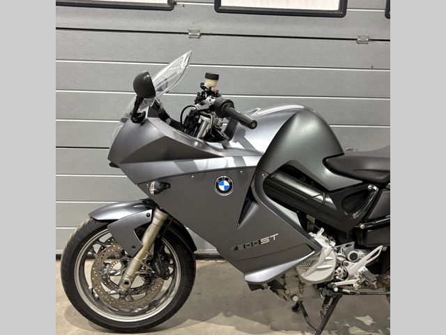 bmw - f-800-st