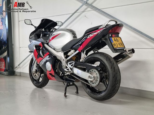 honda - cbr-600-f