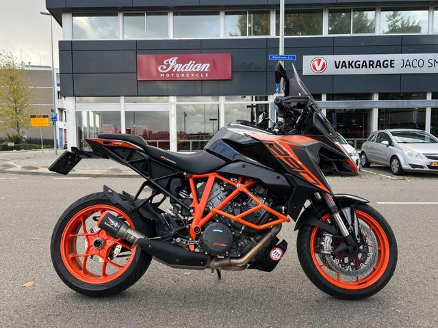 ktm - 1290-super-duke-gt