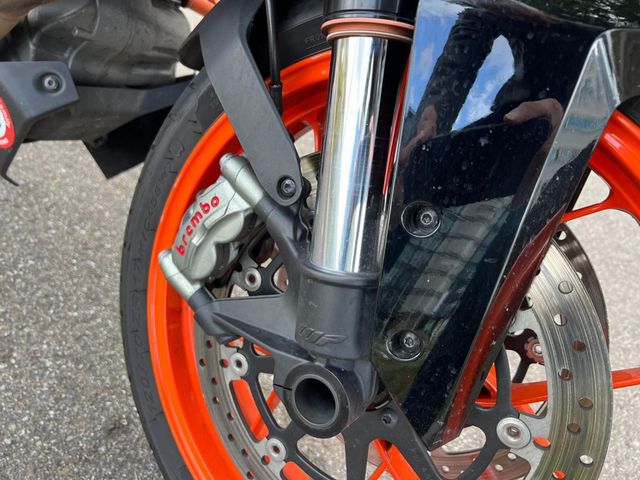 ktm - 1290-super-duke-gt