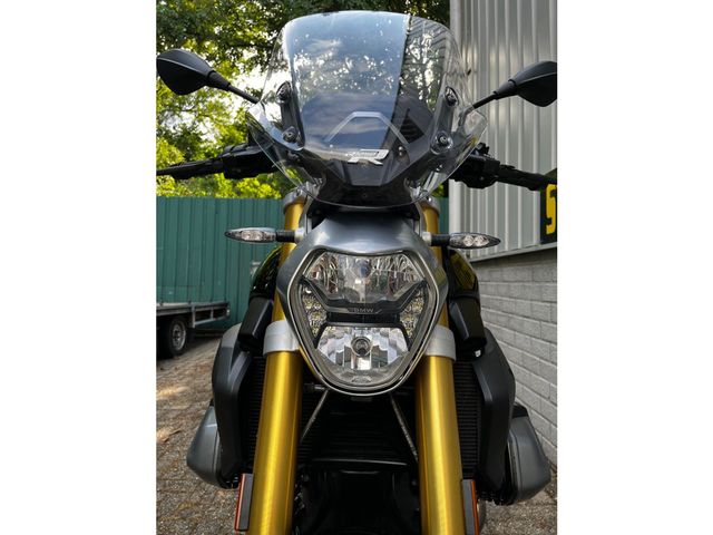 bmw - r-1250-r