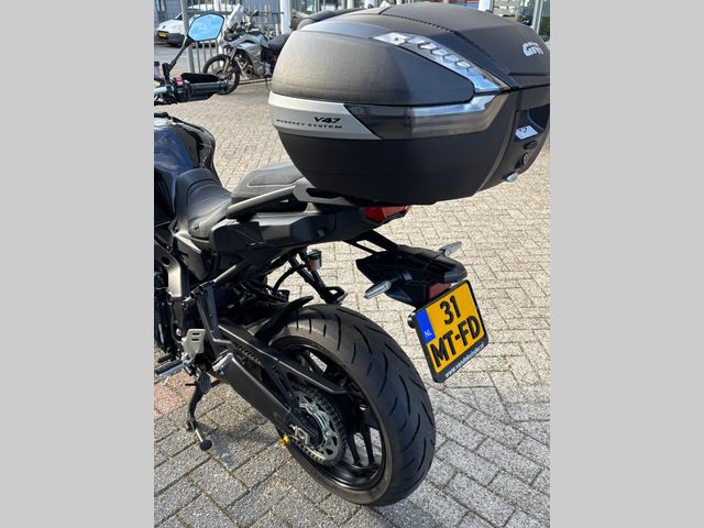 yamaha - tracer-9