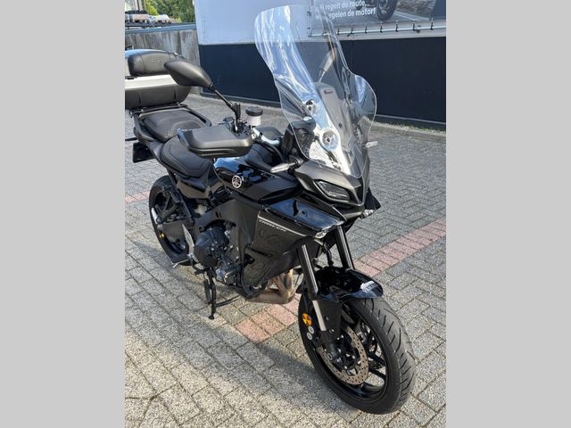 yamaha - tracer-9