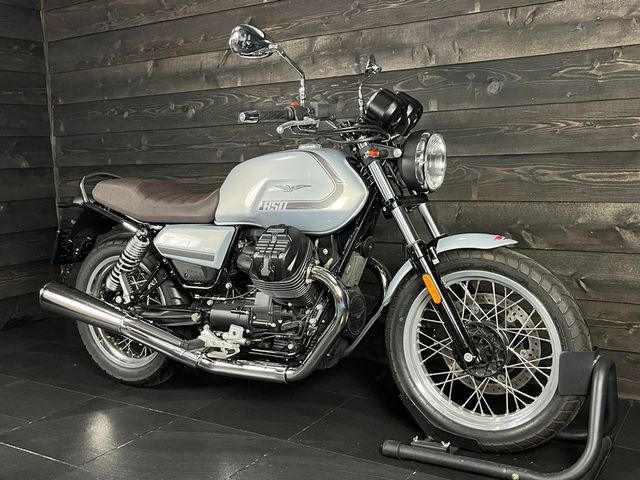moto-guzzi - v-7-special