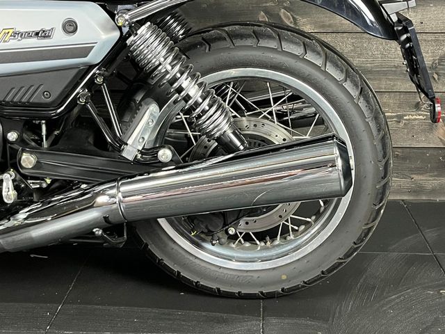 moto-guzzi - v-7-special