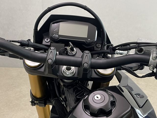 suzuki - dr-z-400-s