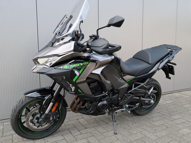 kawasaki - versys-1100-s