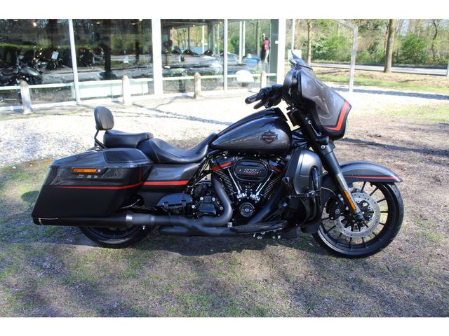 harley-davidson - street-glide-cvo-flhxse