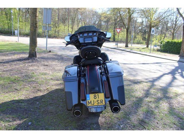 harley-davidson - street-glide-cvo-flhxse